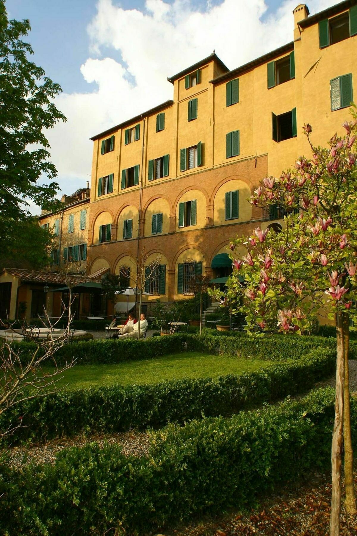 Отель Palazzo Ravizza Сиена Экстерьер фото